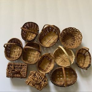 Bundle of 11 mini play baskets